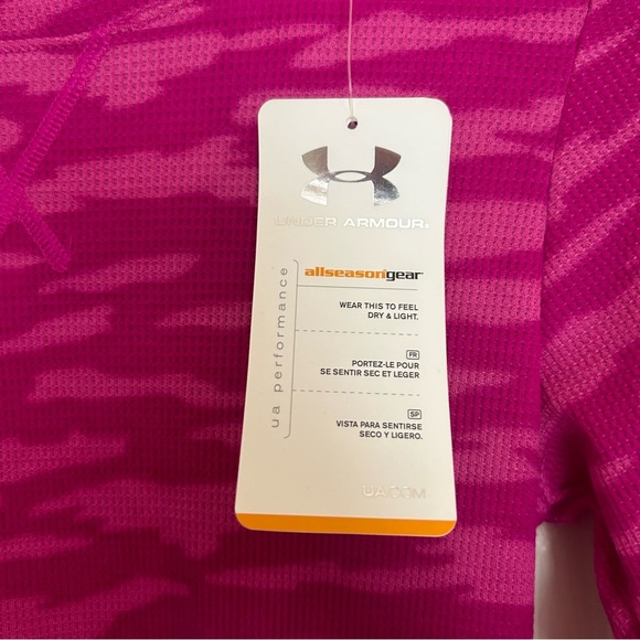 NWT Under Armour pink camo waffle knit long sleeve top Size Small - Picture 2 of 13
